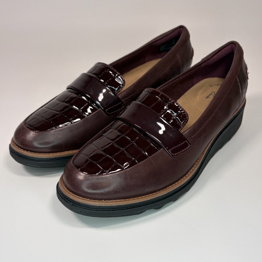Clarks Womens Sharon Gracie Penny Loafer Burgandy Leather Lightweight Size 8 EUC